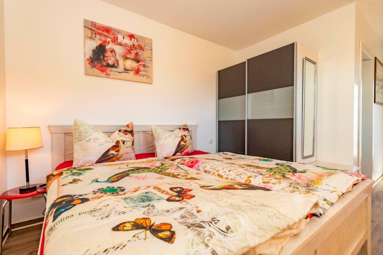 Villa Mia Nr 1 Mit Terrasse Eg 1 Raum Wohnung Гёрен Экстерьер фото